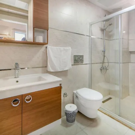 W Private Pool Garden 10 Min To 别墅